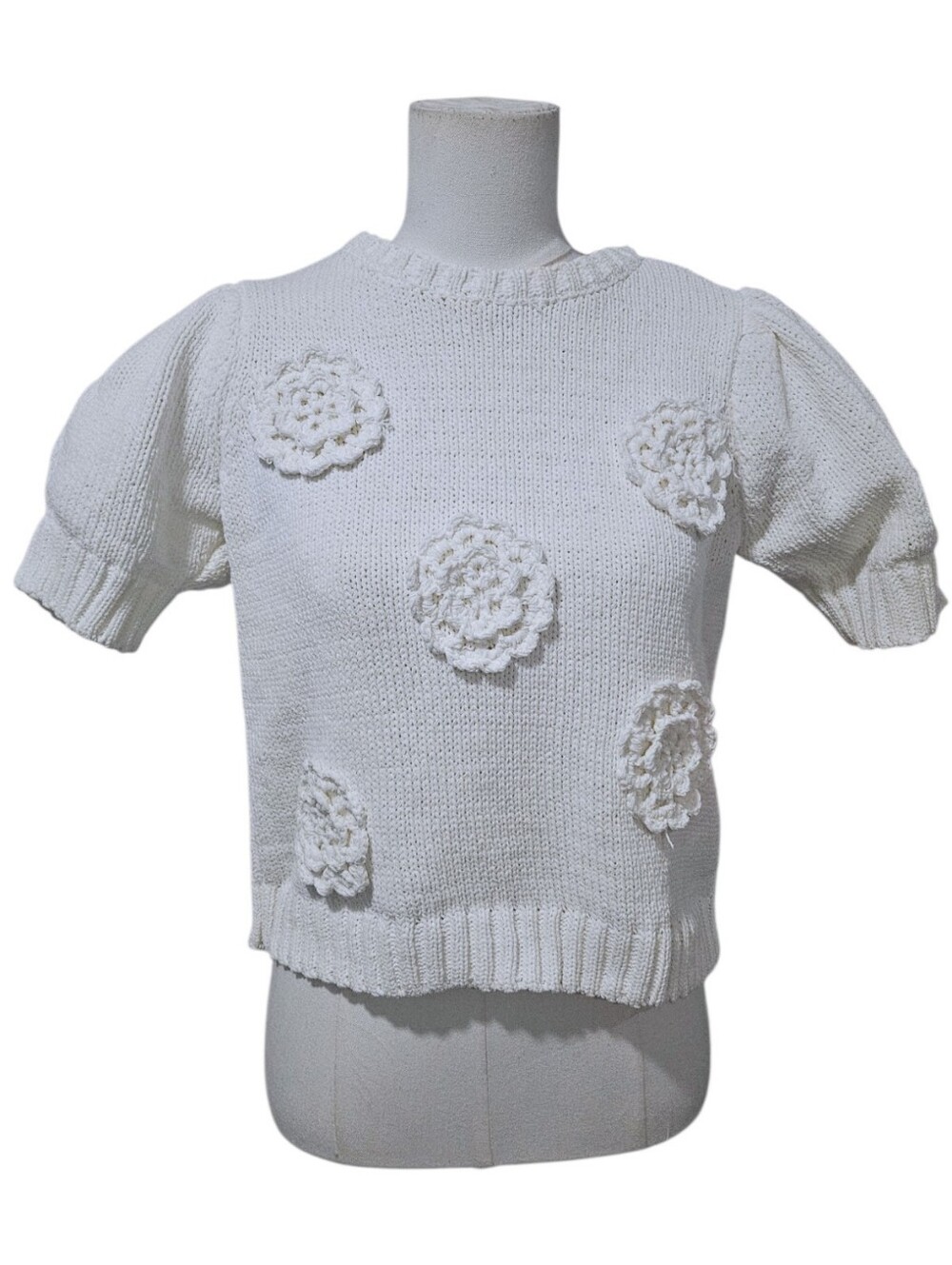 Joie Cream Short Sleeve Knit Sweater with Floral Appliqués Size S Cropped